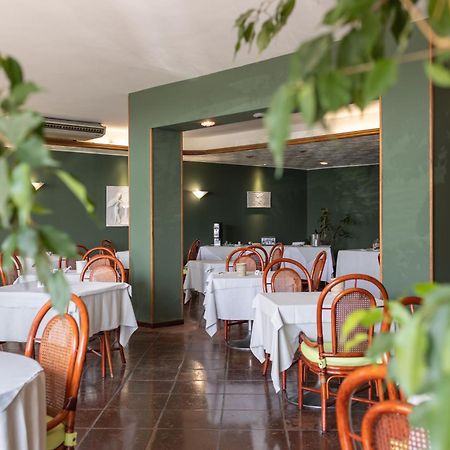 Hotel Kristina Imperia Extérieur photo