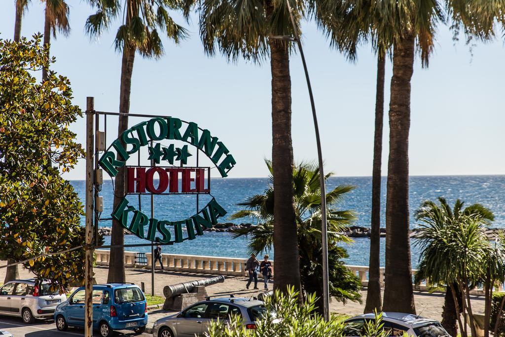 Hotel Kristina Imperia Extérieur photo